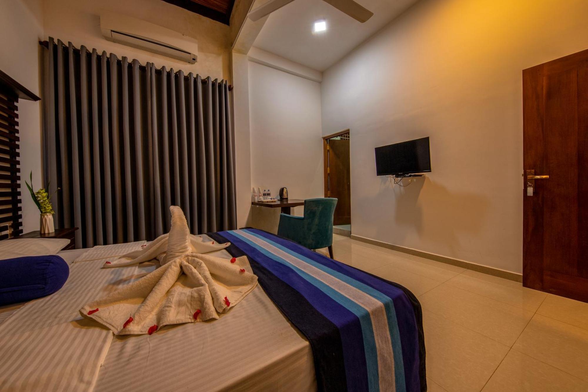 Owinmo Hotel & Reception Hall Galle Eksteriør billede