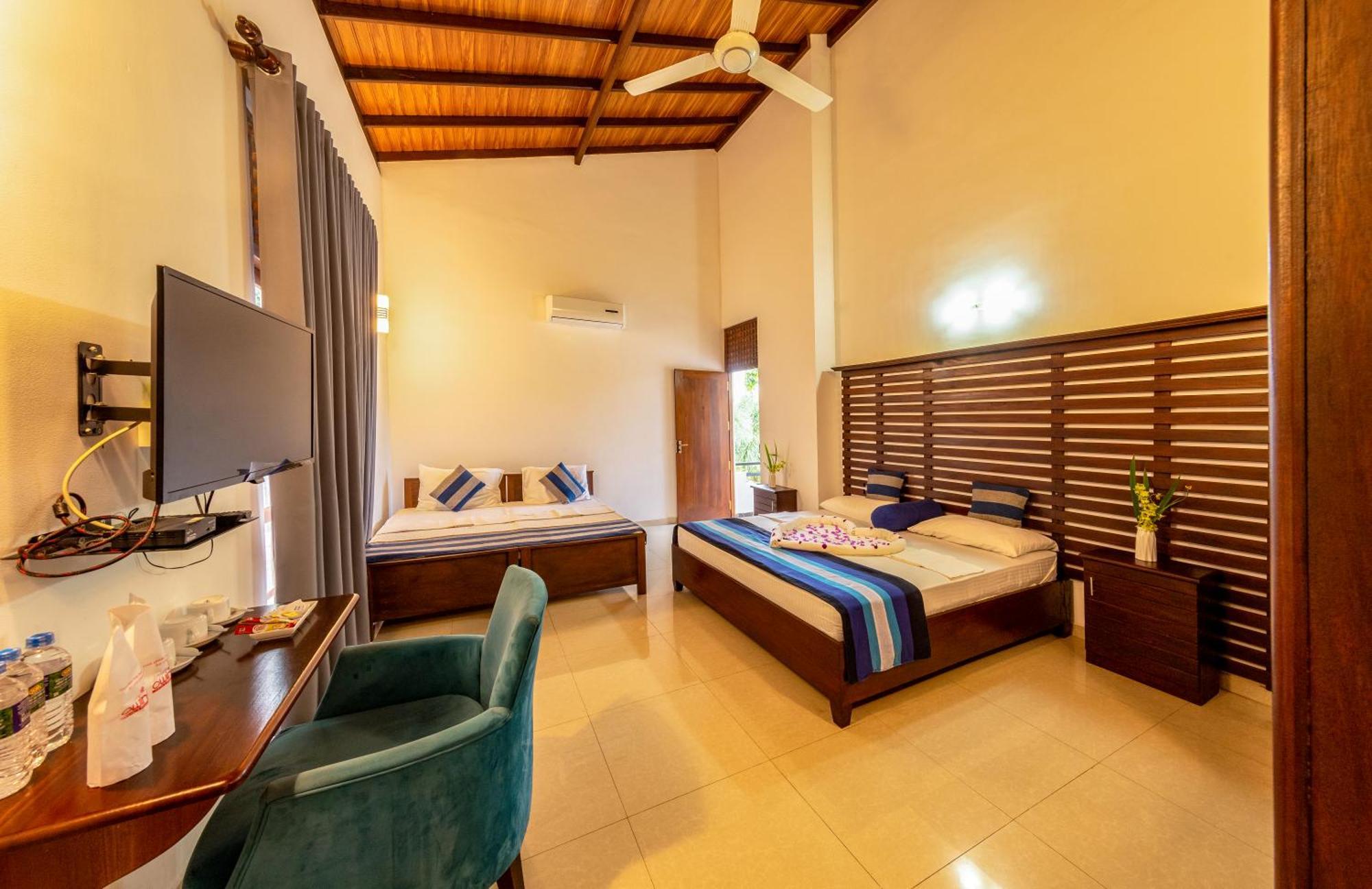 Owinmo Hotel & Reception Hall Galle Eksteriør billede